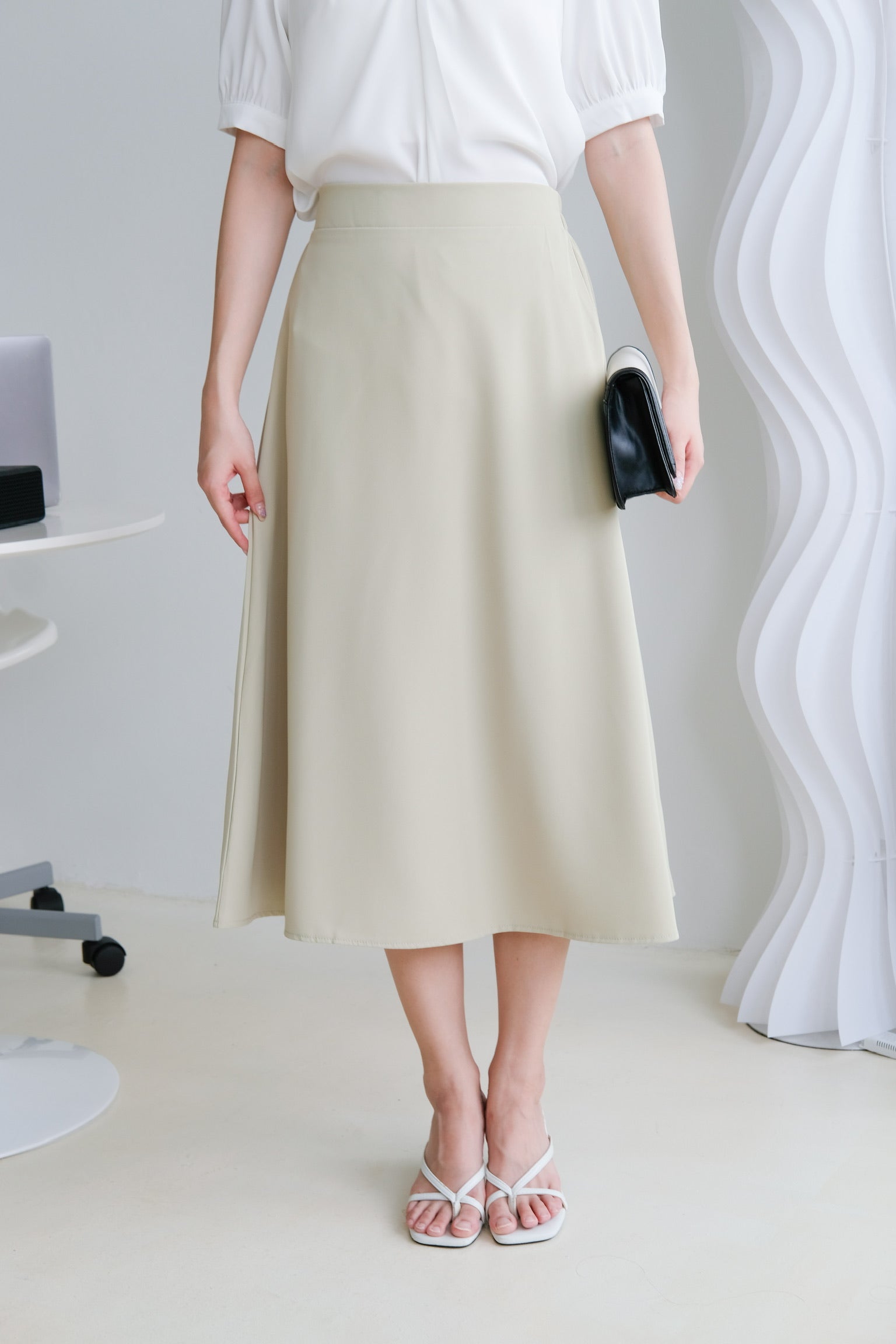 Bethany Midi Skirt (Olive)