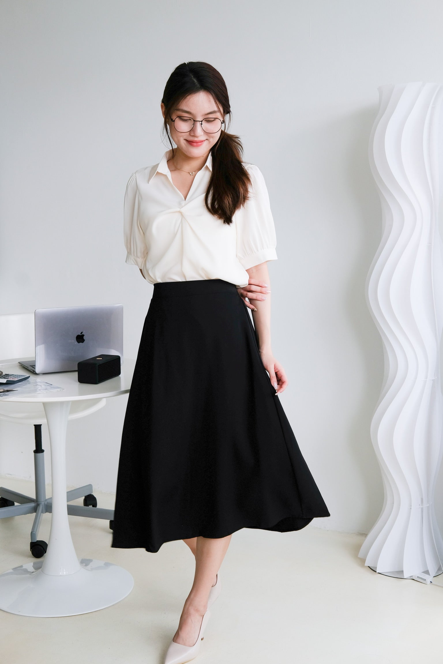 Bethany Midi Skirt (Black)