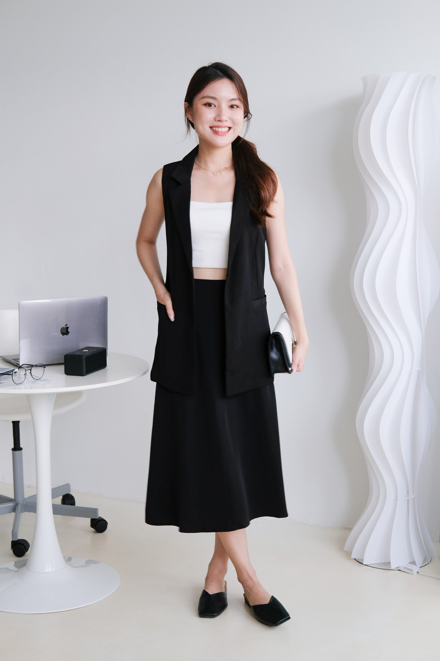 Bethany Midi Skirt (Black)