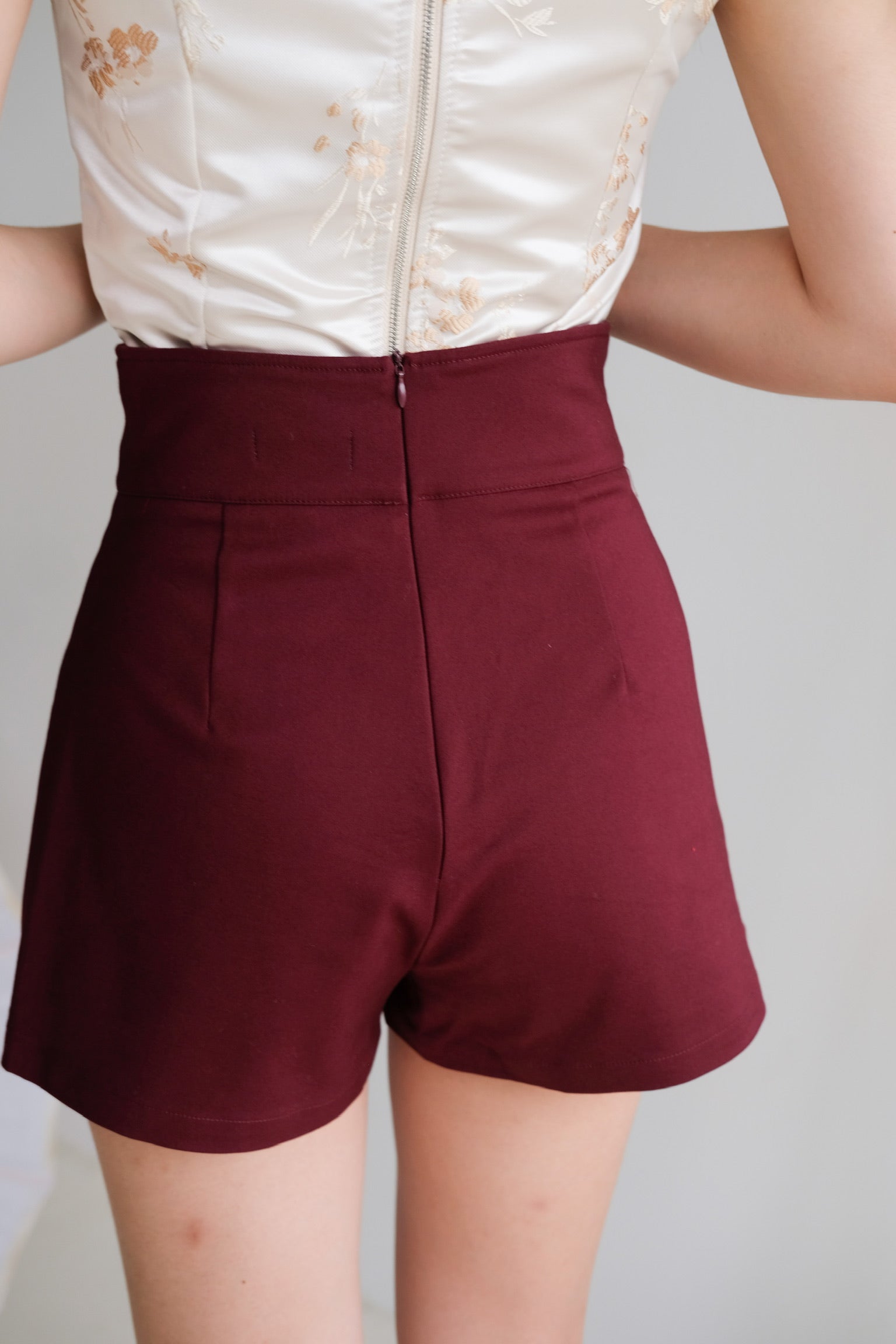 Regina High Waist Shorts (Wine)