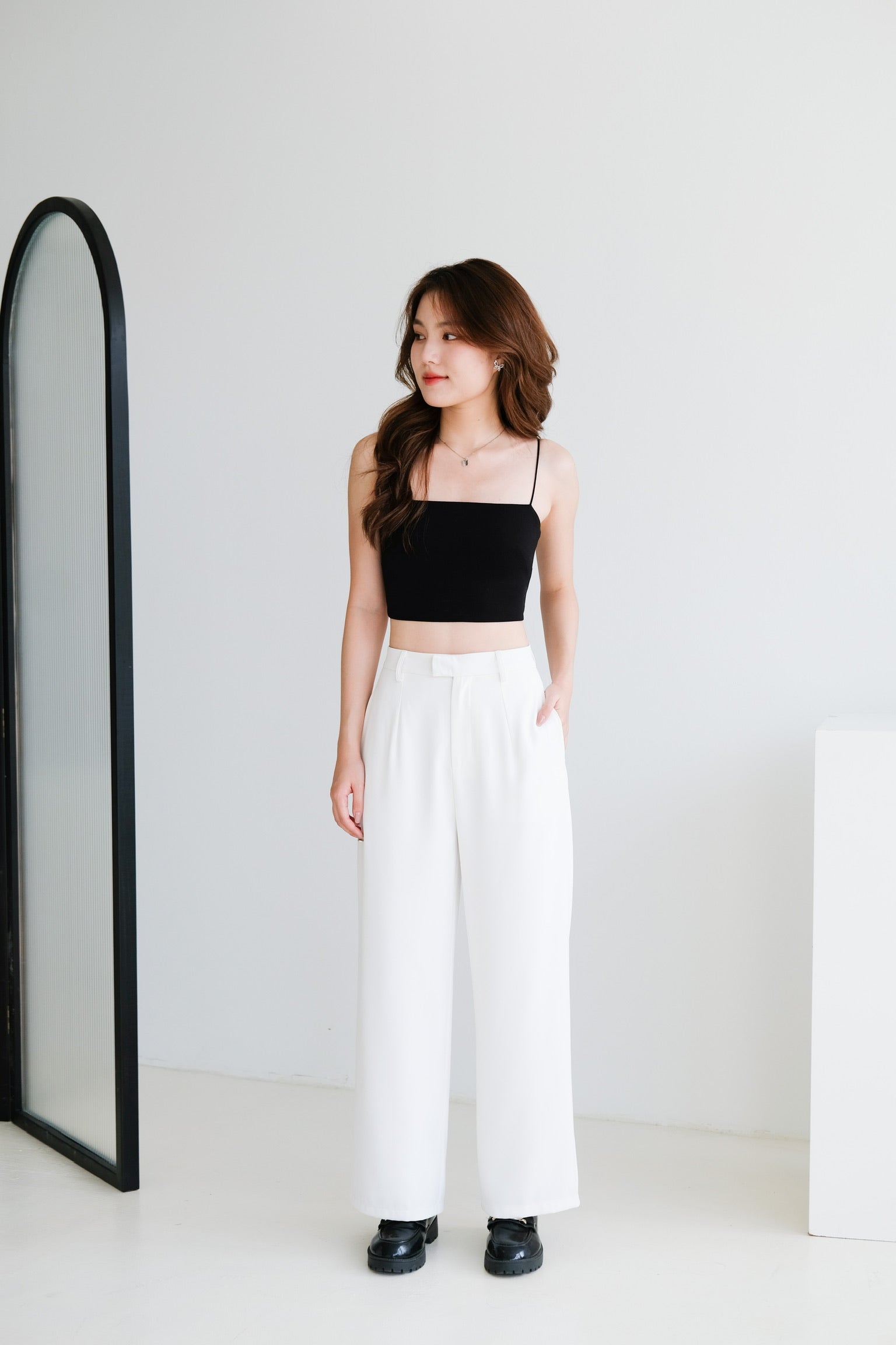 Timeless Straight Pants (White)