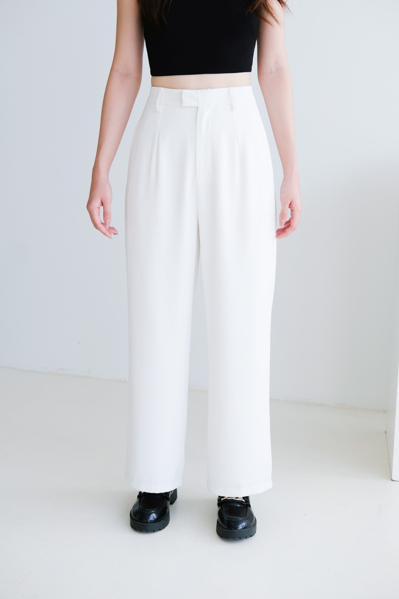 Timeless Straight Pants (White)