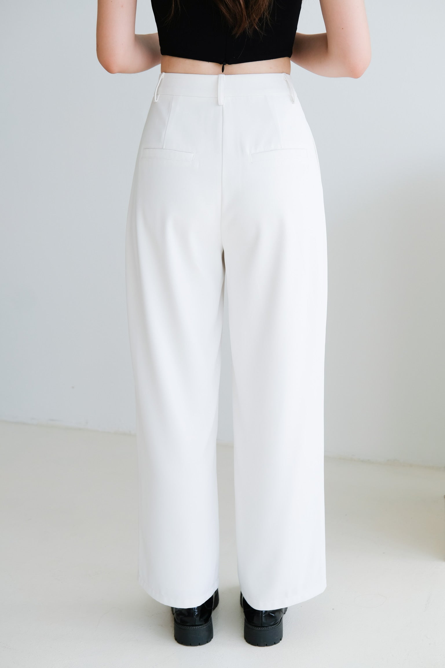 Timeless Straight Pants (White)