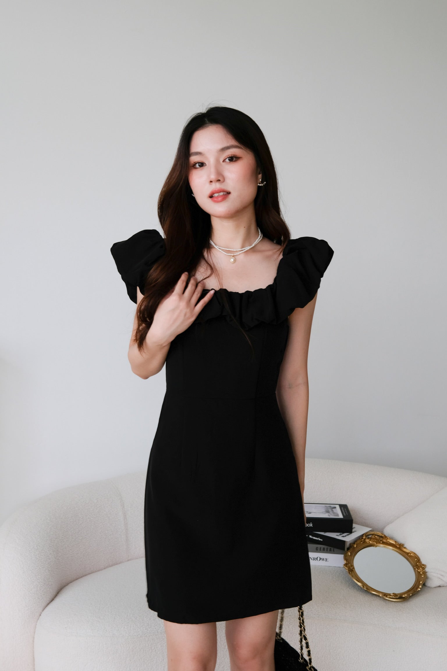 Brielle Off Shoulder Cloud Dress (Black)