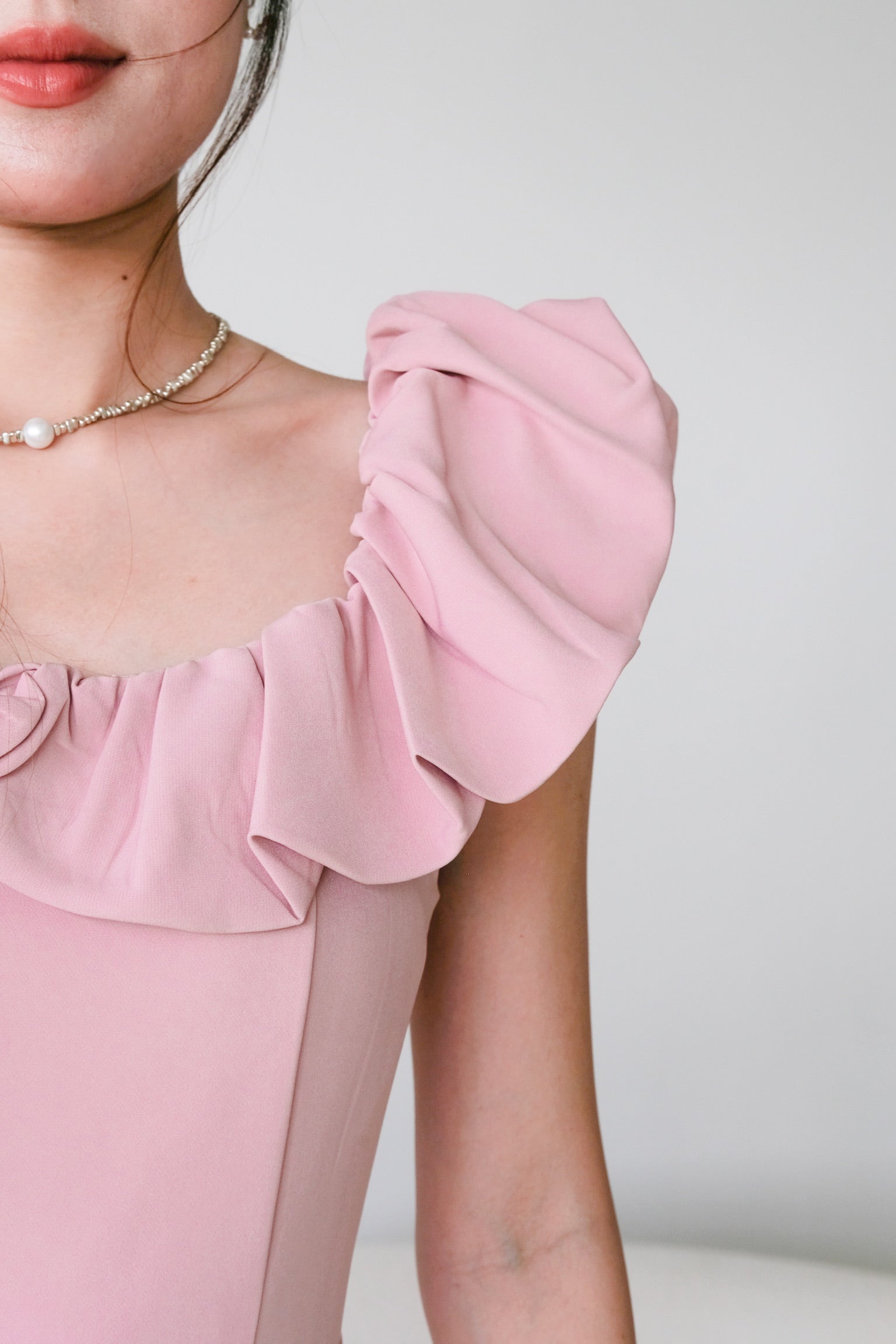 Brielle Off Shoulder Cloud Dress (Rose Pink)