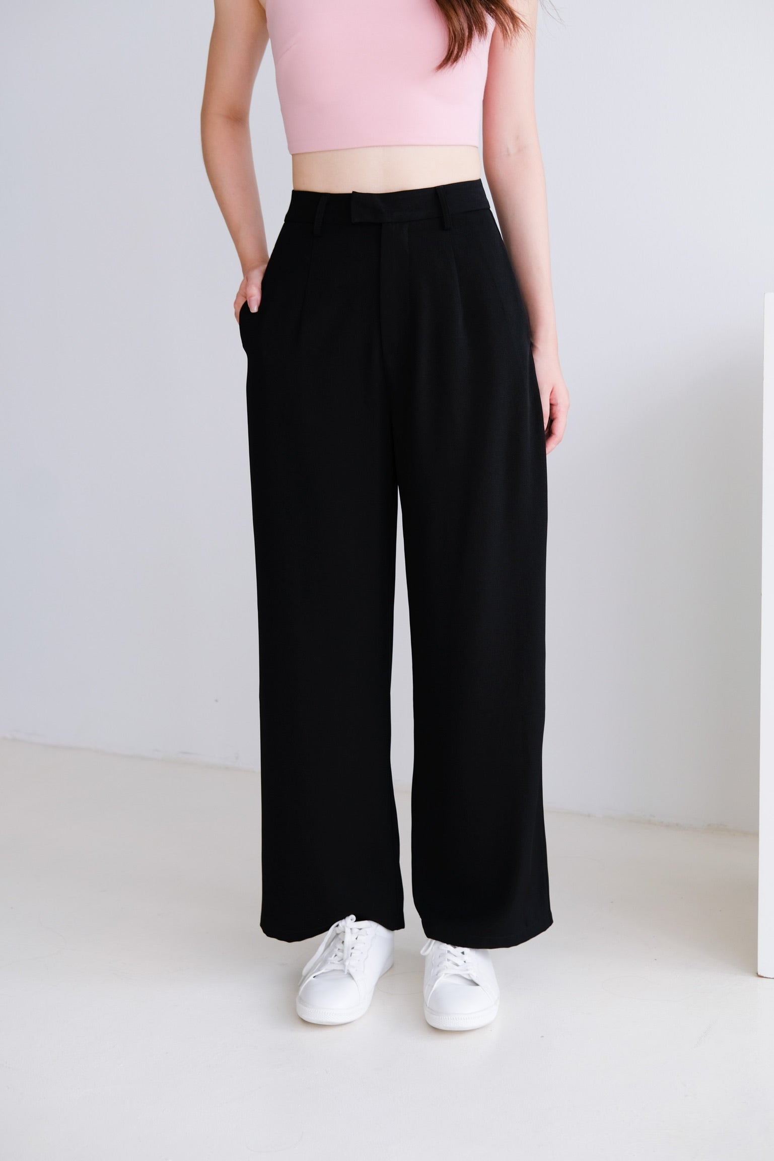 Timeless Straight Pants (Black)