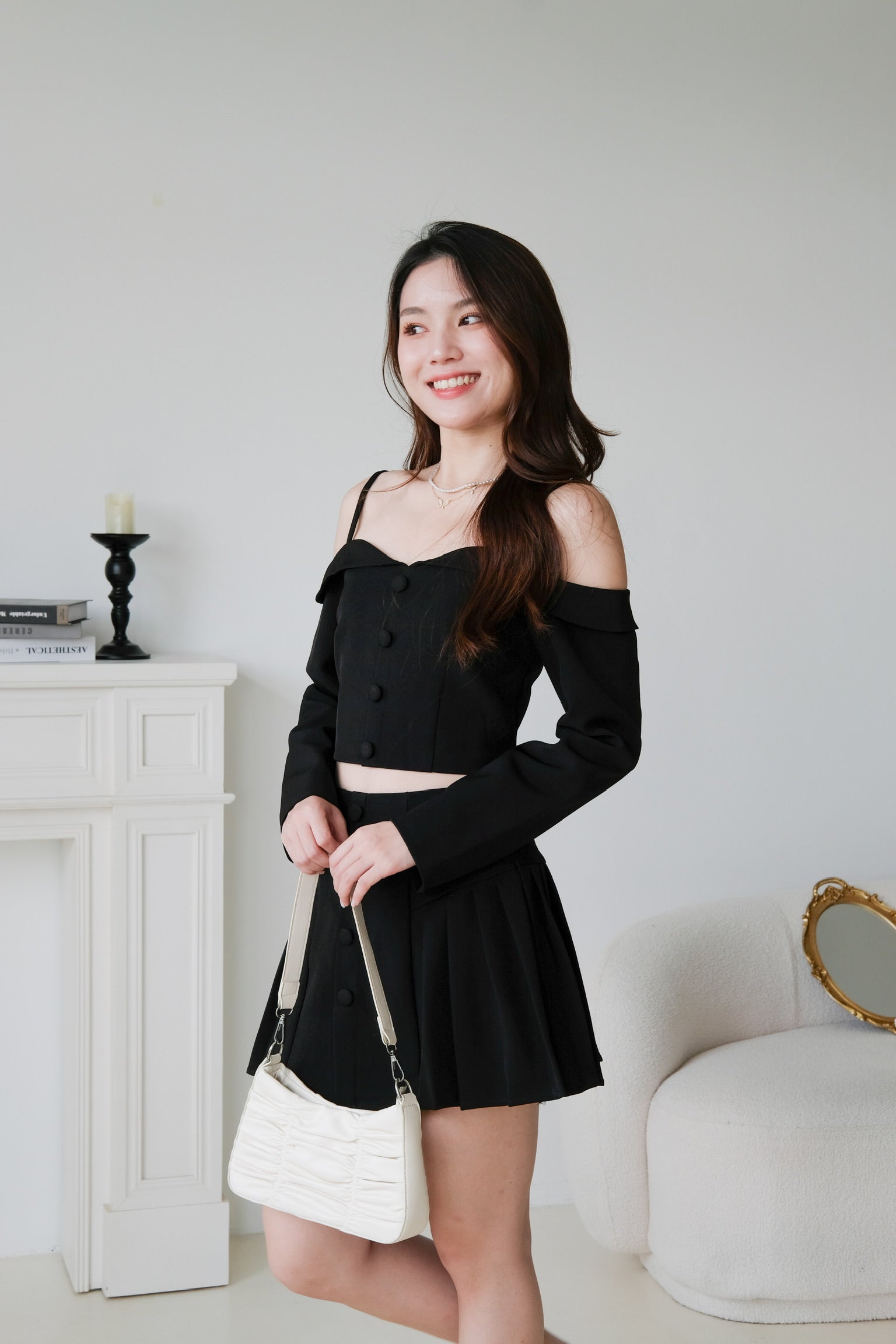 Dorothy Cold Shoulder Pleated Set (Black)