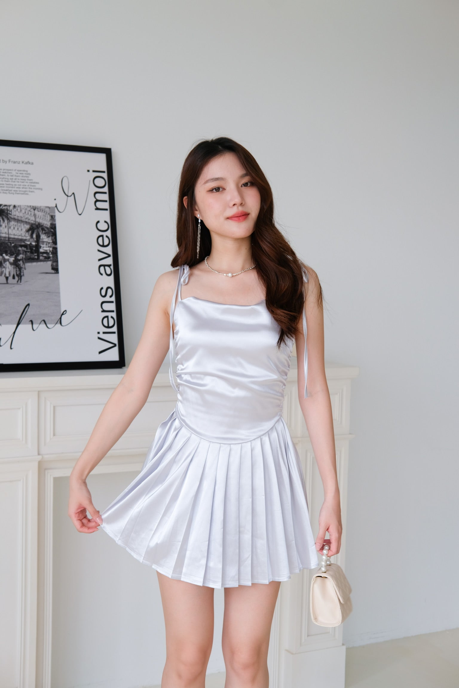 Quinta Cowl Satin Pleated Dress (Sliver)