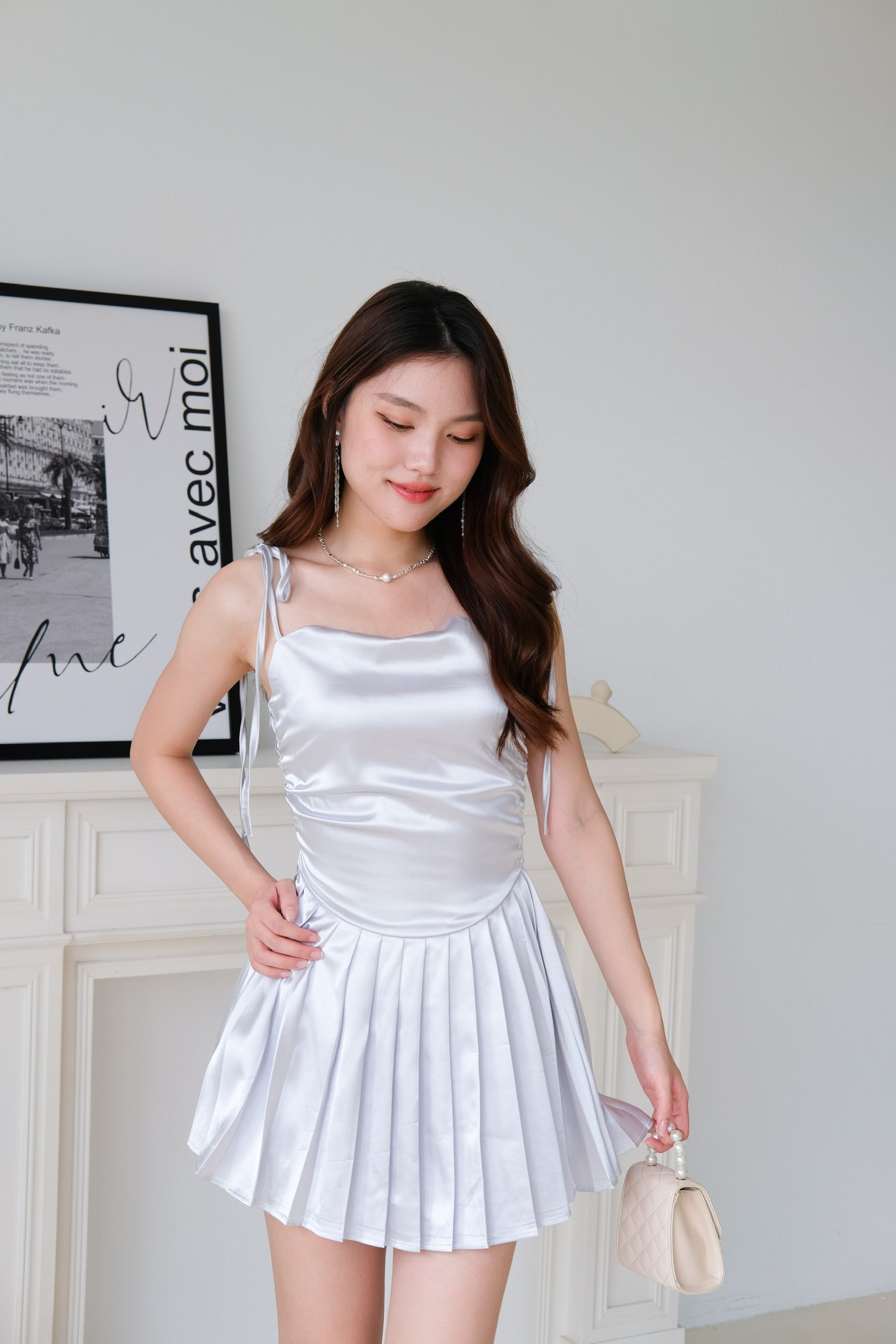 Quinta Cowl Satin Pleated Dress (Sliver)