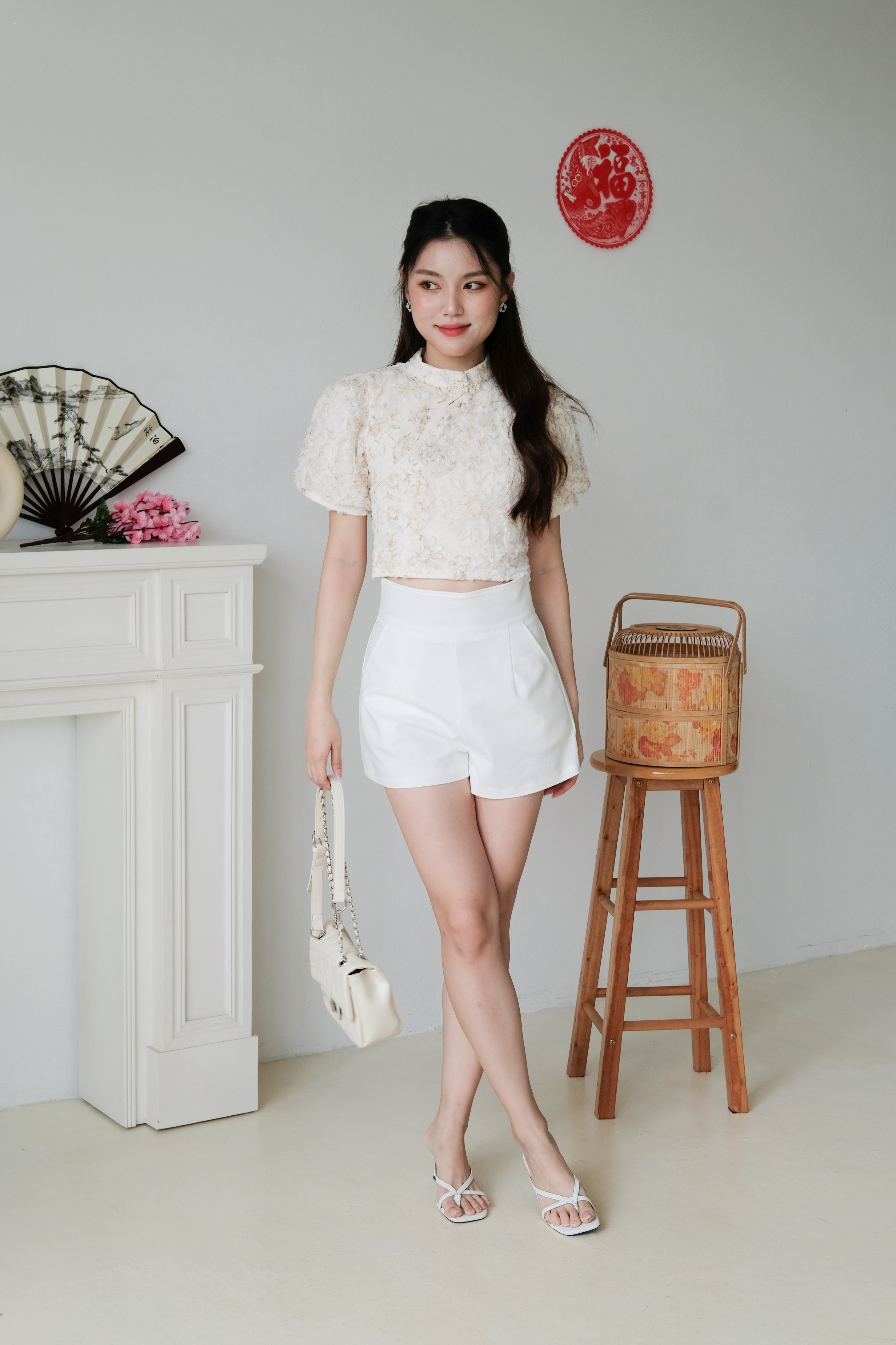 Min Floral Mesh Sleeves Top (Cream Beige)