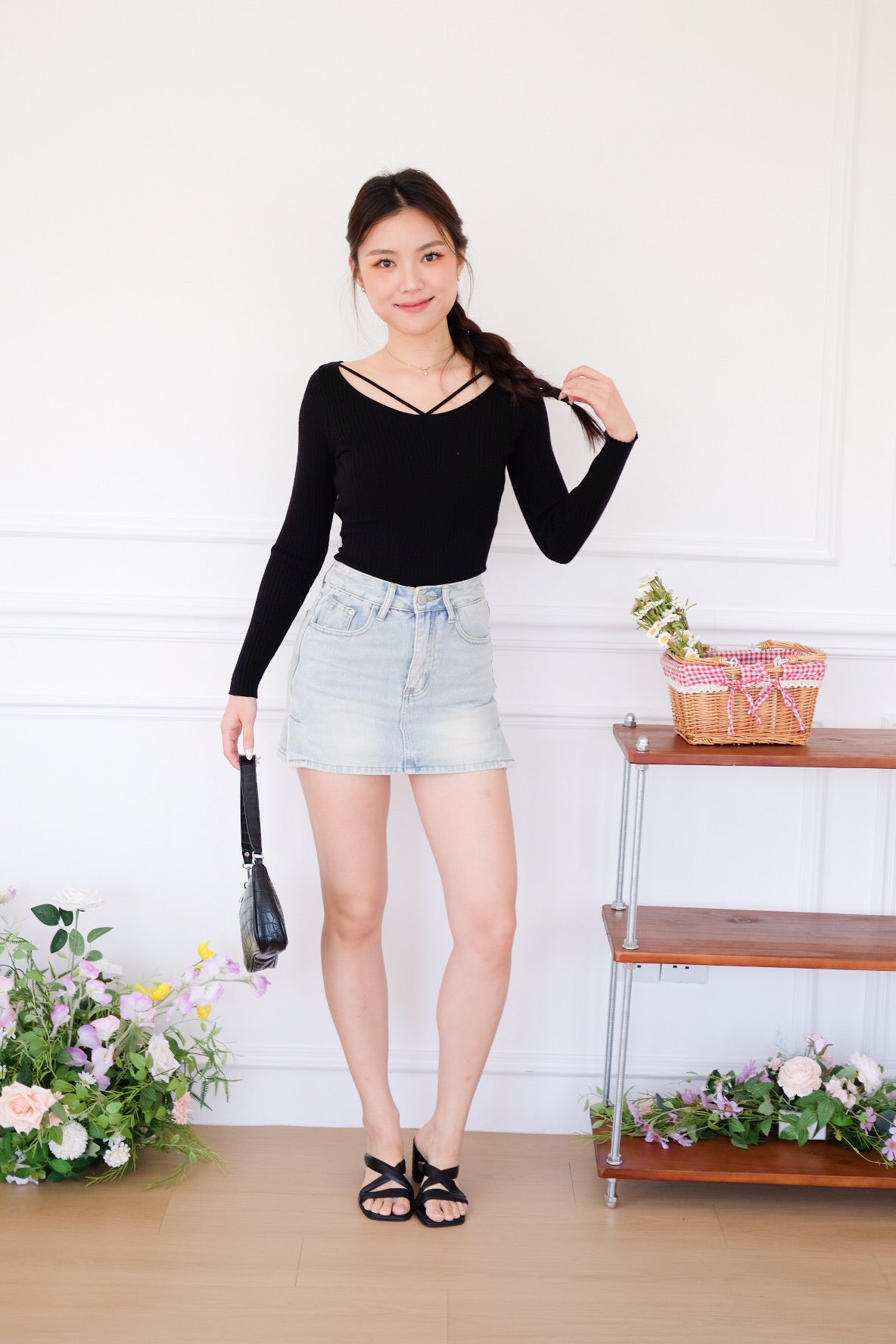 Tristan V Line Sculpted Long Sleeves Top (Black)