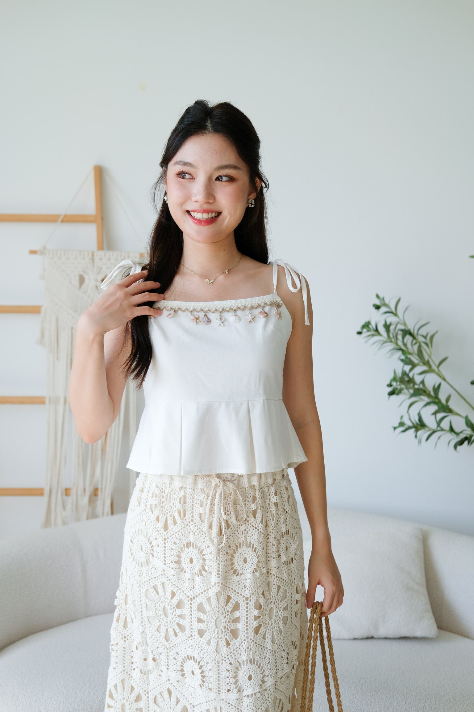 Marise Bohemian Muji Crop (White)