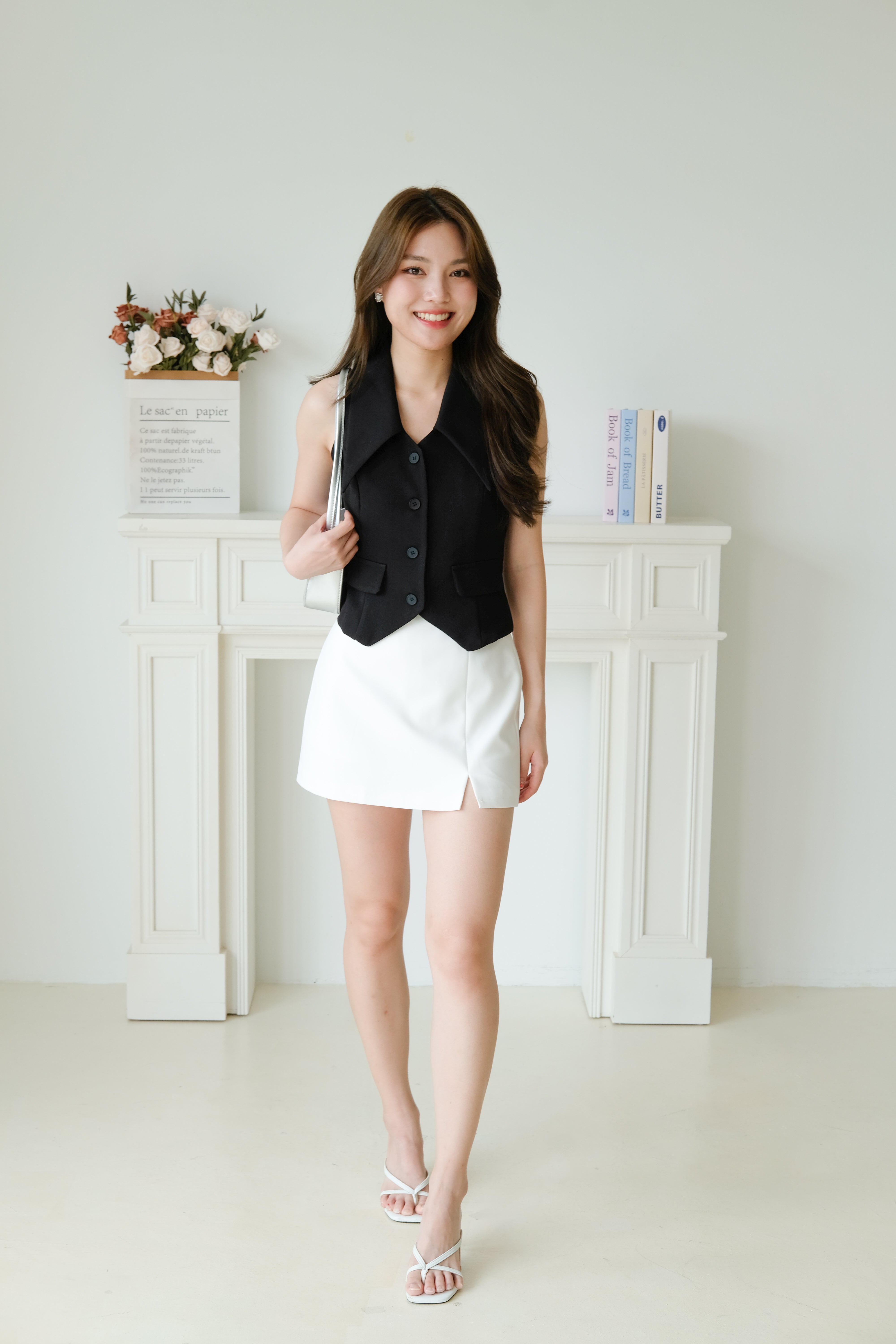 Beatrix Vest Top (Black)