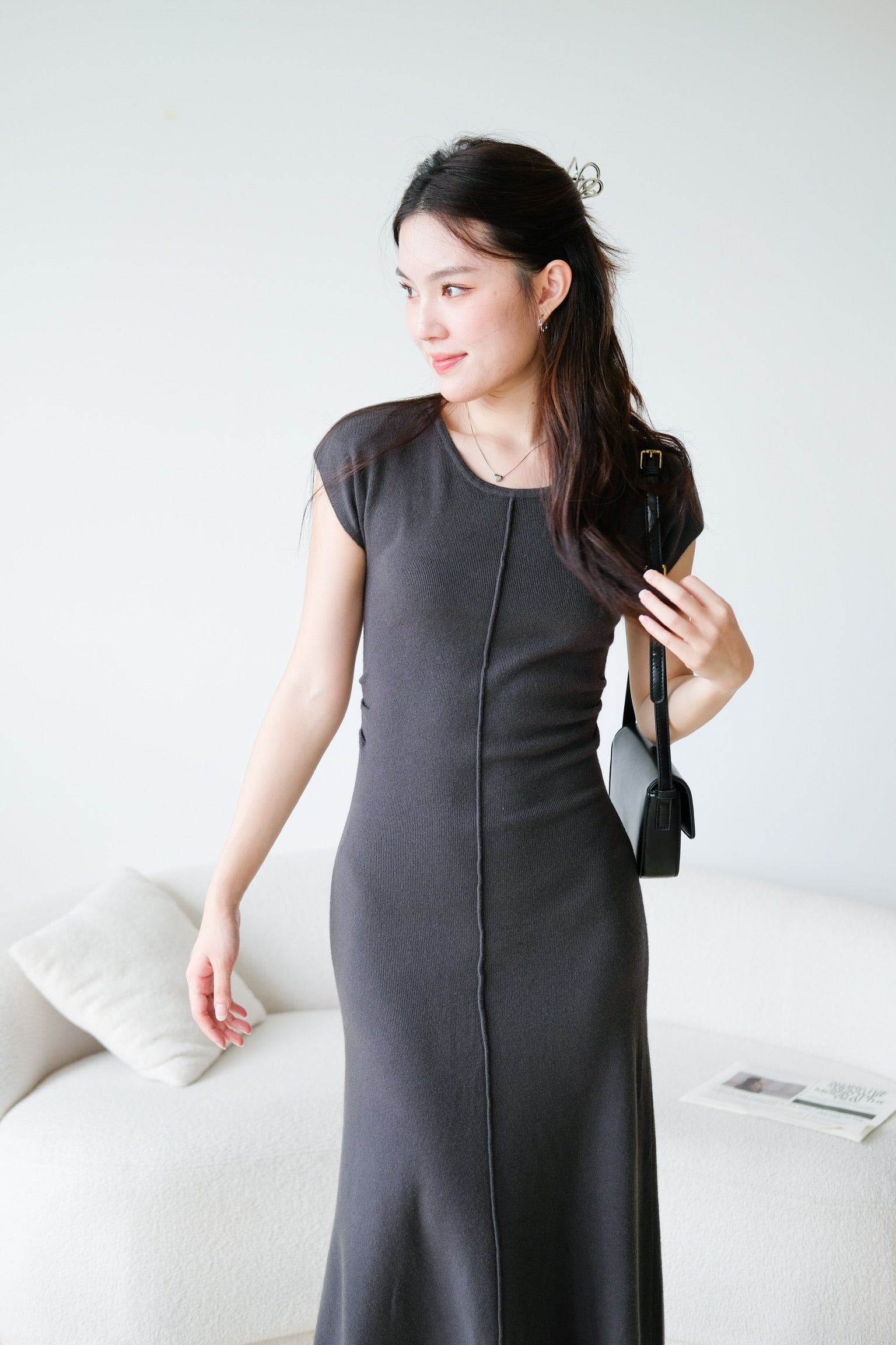 Samantha Crew Neck Knit Maxi Dress (Dark Grey)