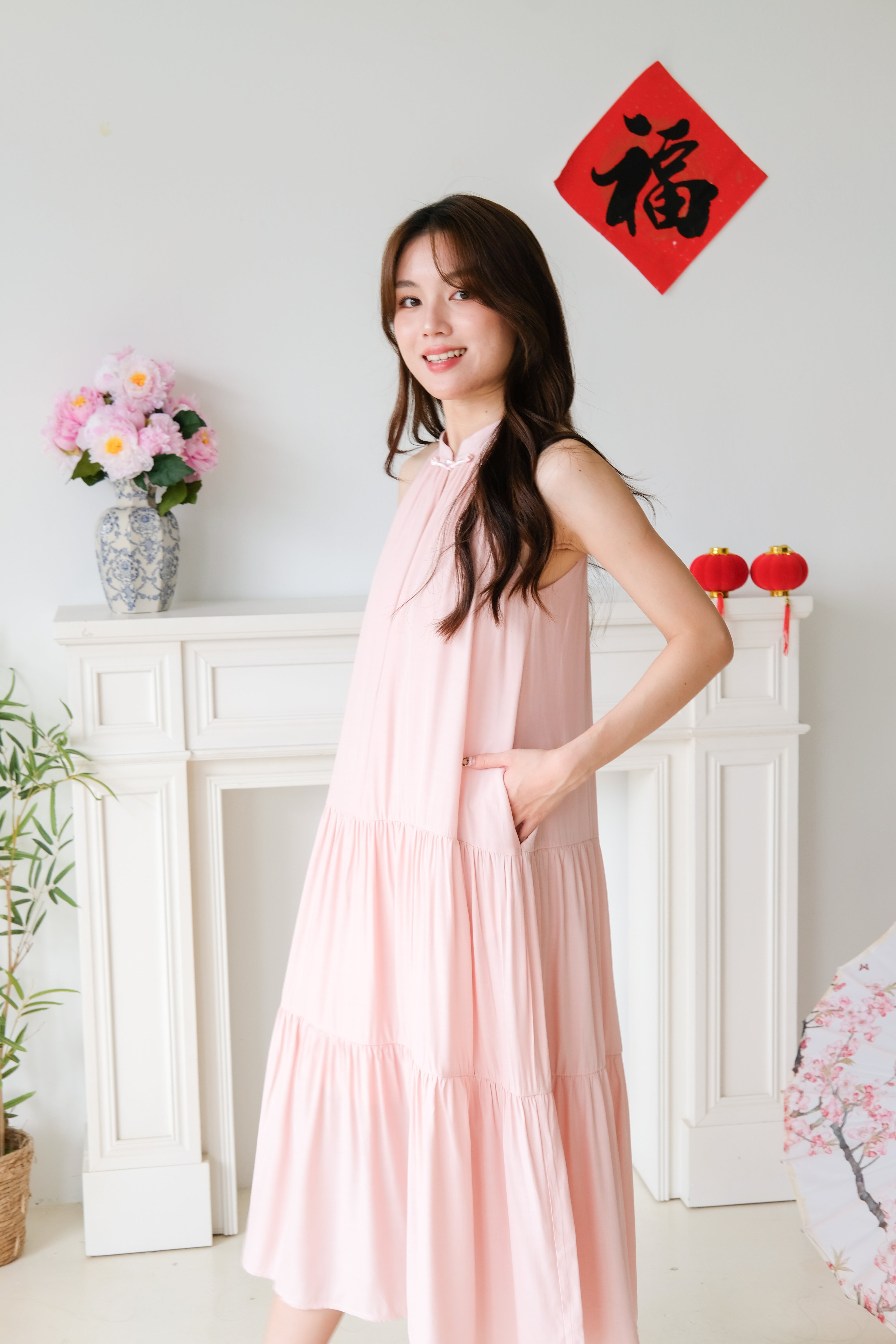 Qi Mandarin Collar Babydoll Tiered Dress (Peach Pink)