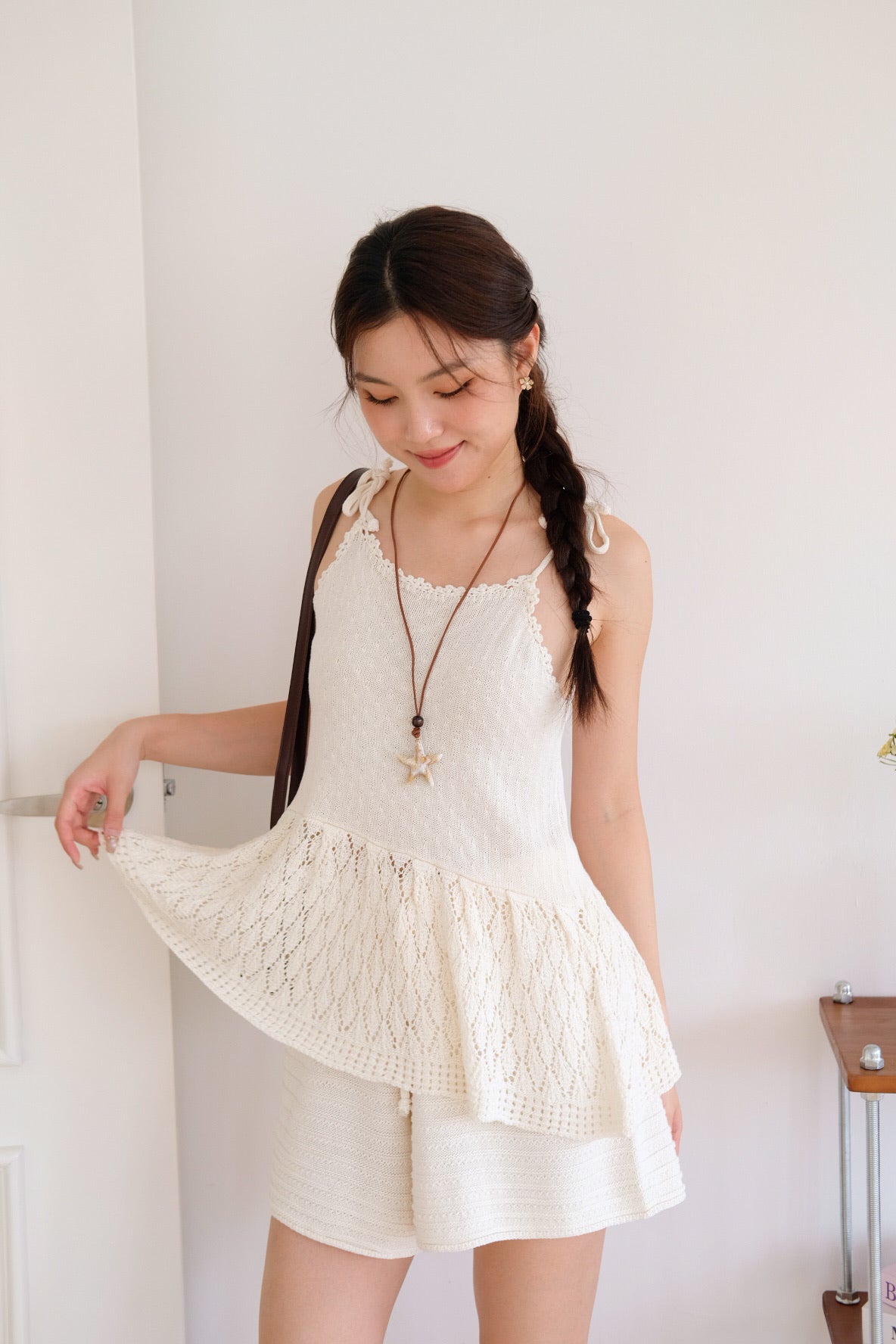 Nic Drawstring Textured Knit Shorts (Cream)
