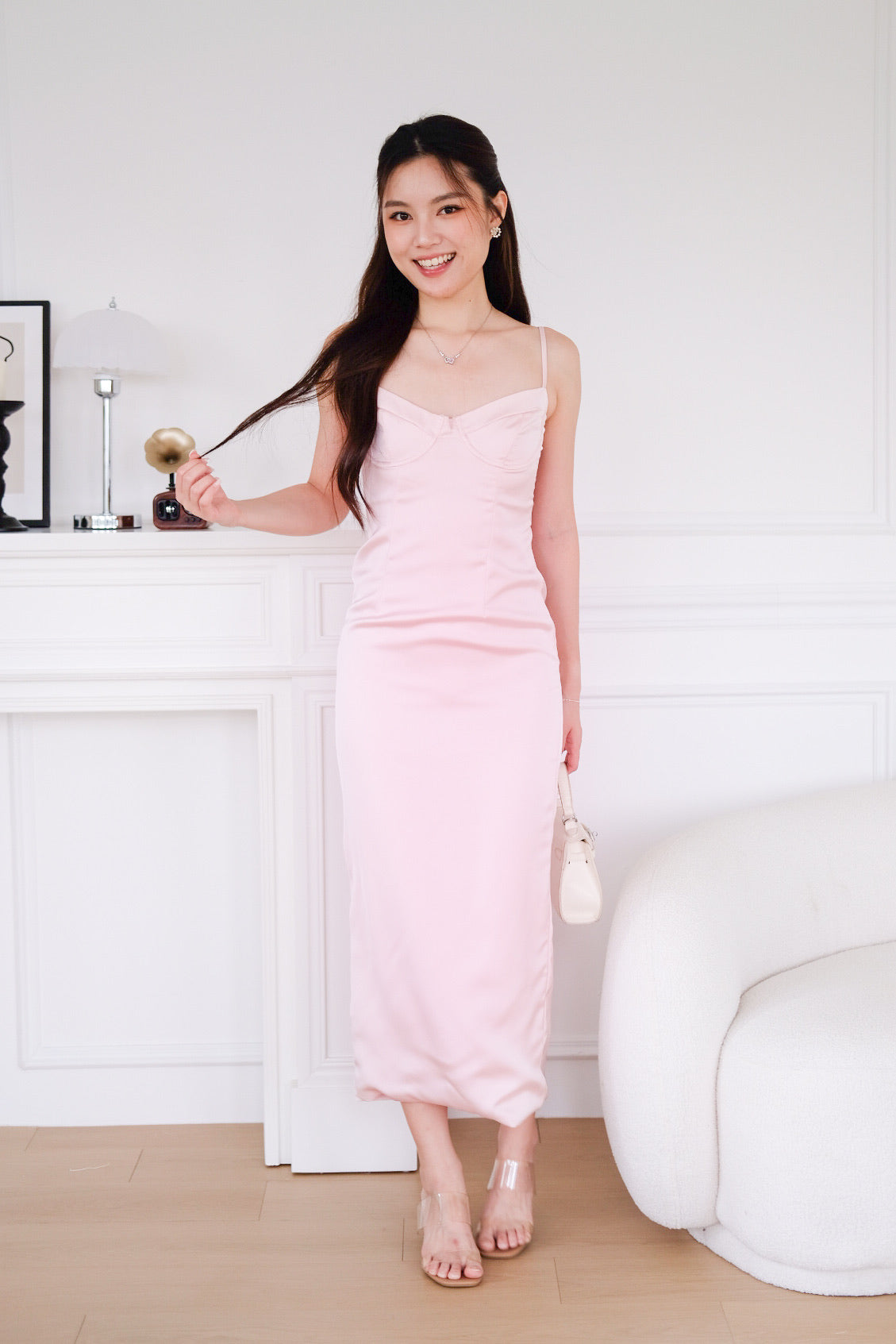 Elizabeth Sweetheart Satin Maxi Dress (Matte Pink)