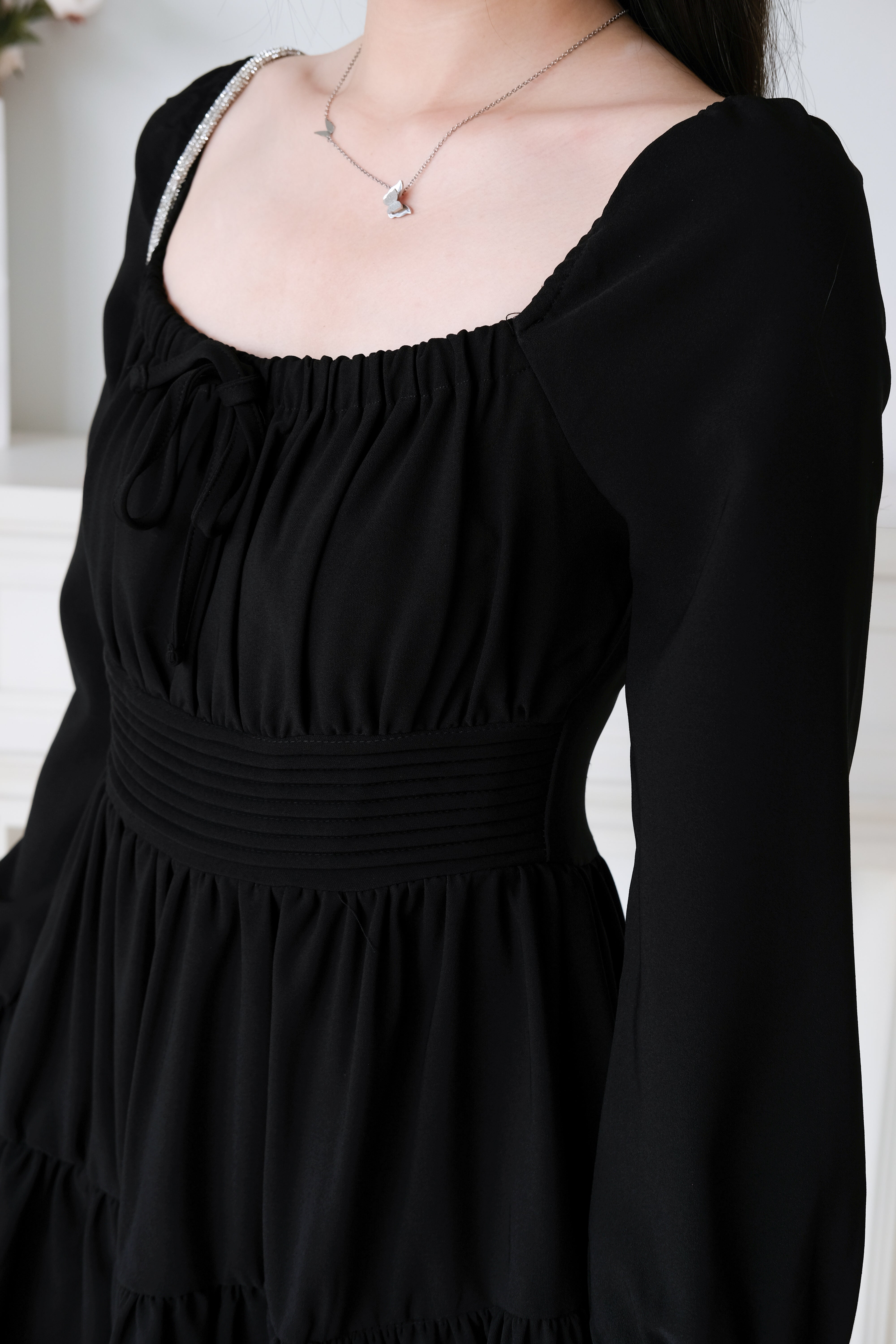 Destiny Ruched Long Sleeves Dress (Black)