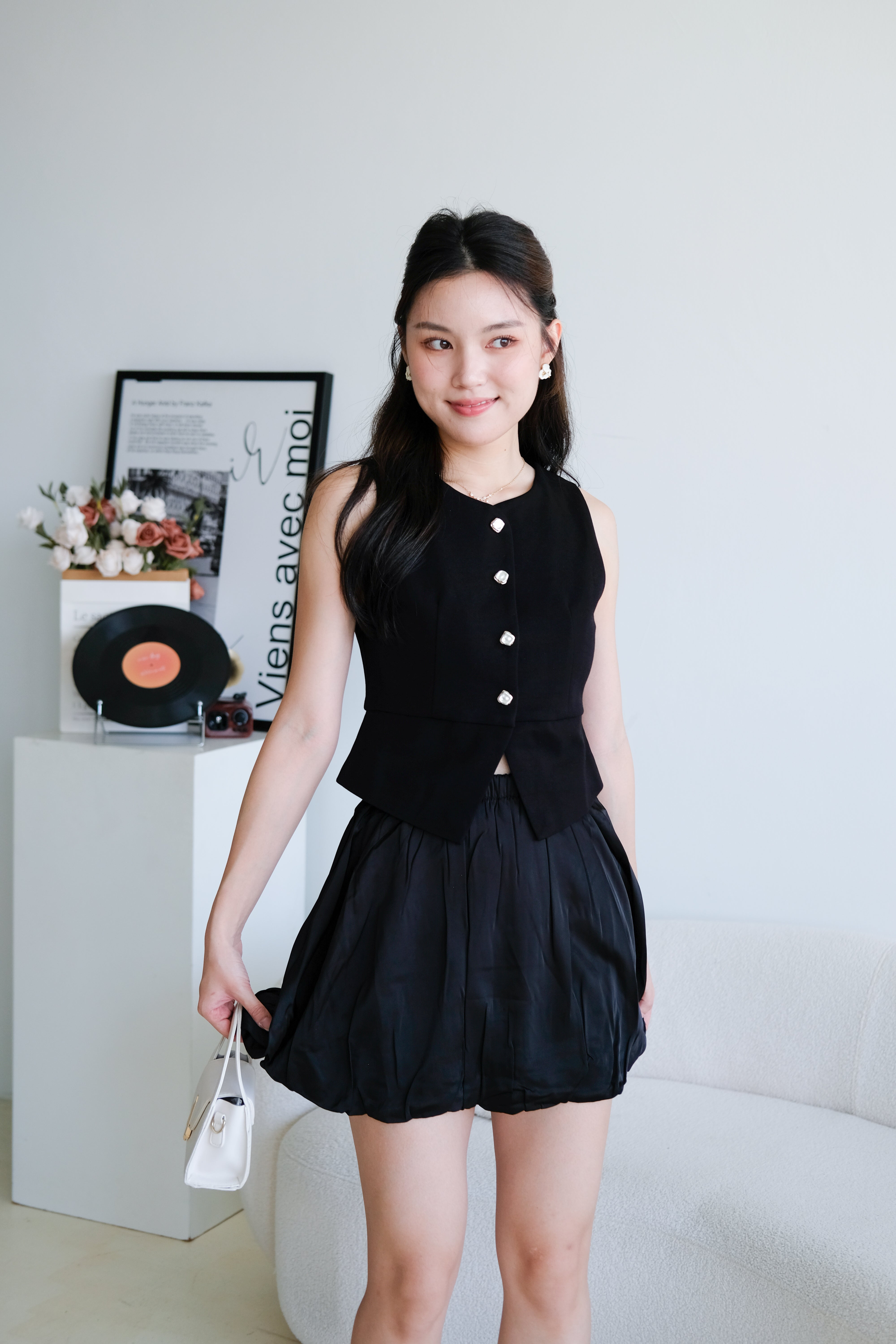 Valerie Round Neck Vest Top (Black)