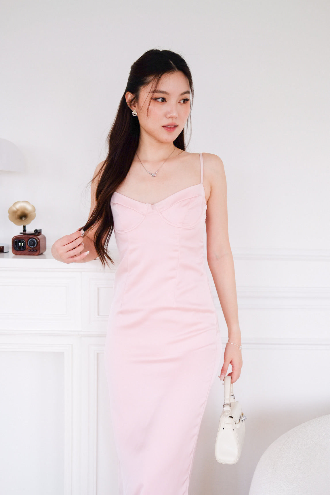 Elizabeth Sweetheart Satin Maxi Dress (Matte Pink)