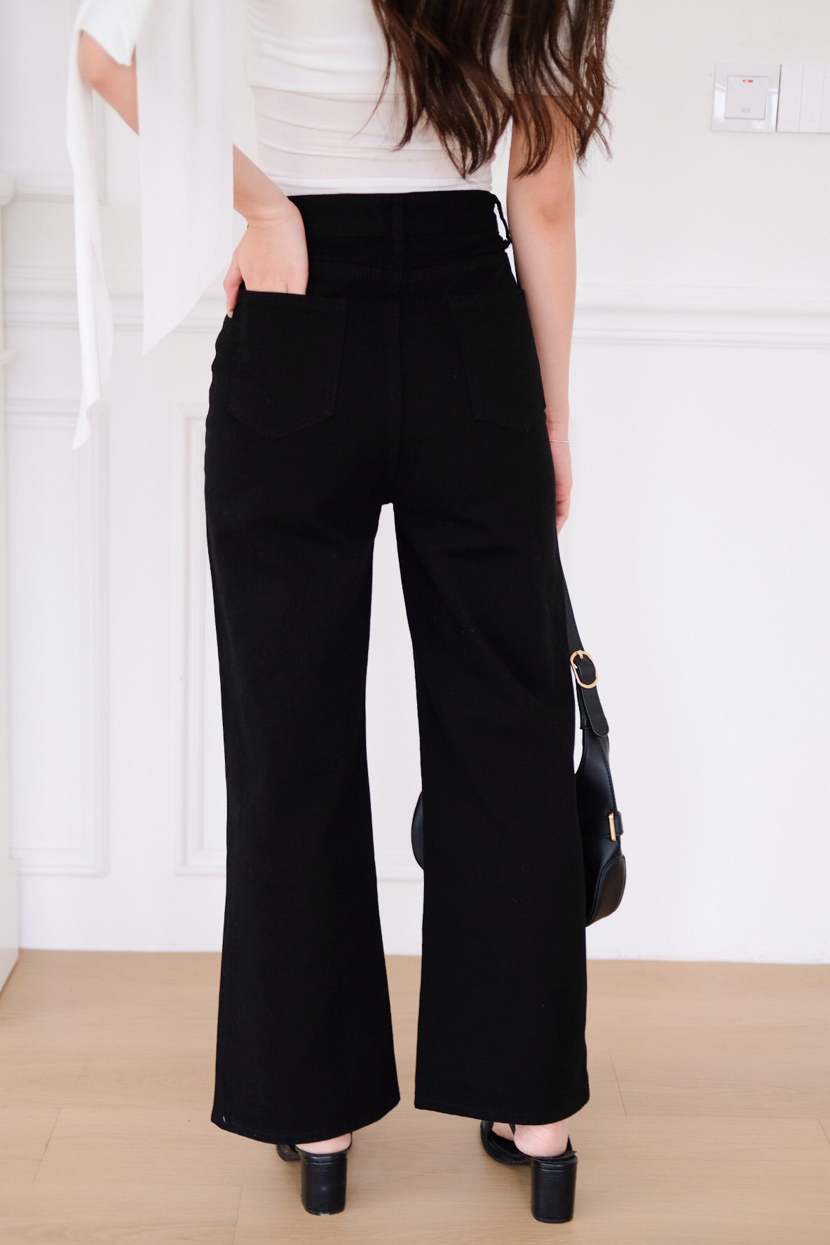 Matin Denim Straight Jeans (Black)