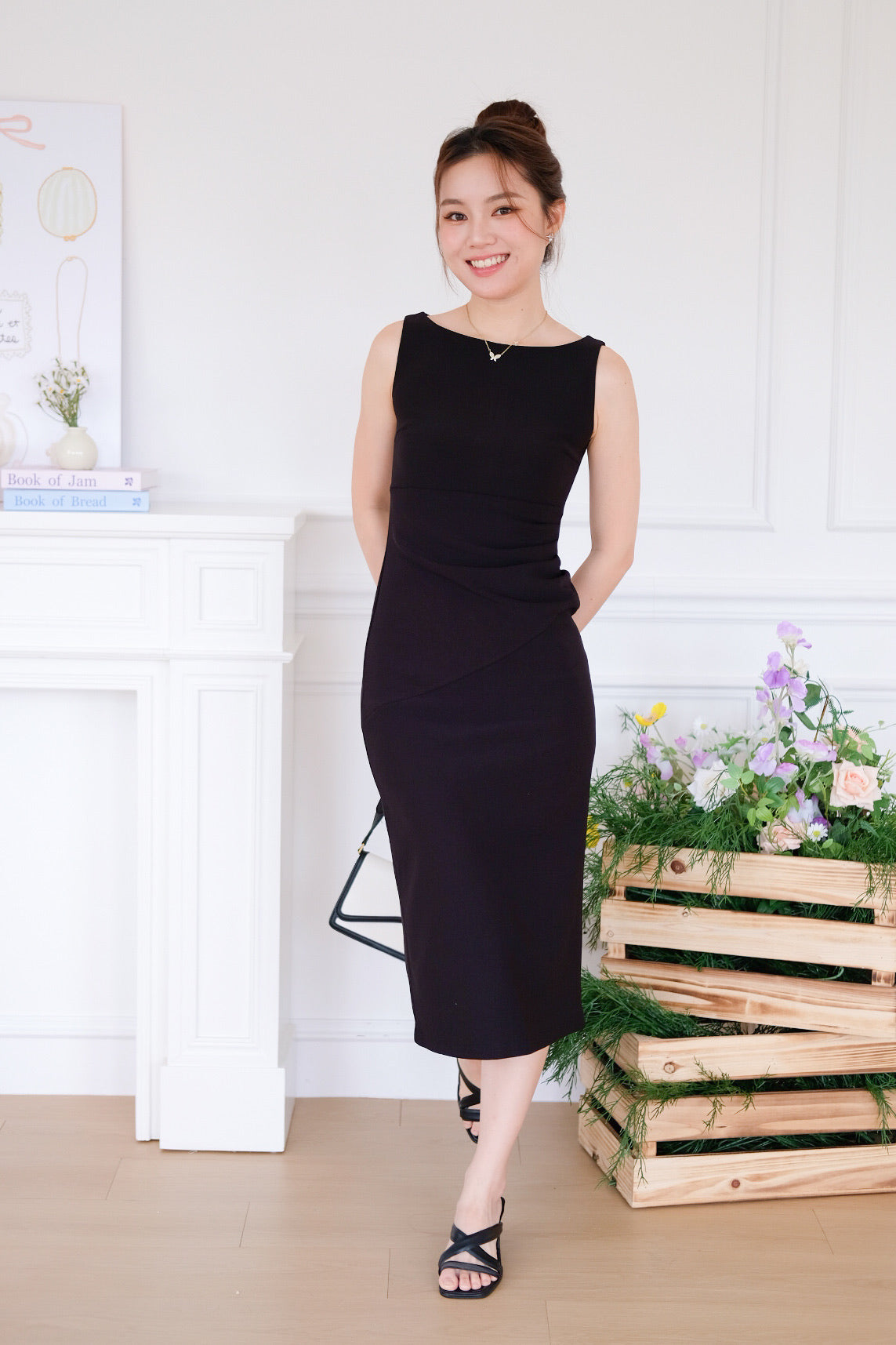 Felicia Boatneck Ruched Maxi Dress (Black)