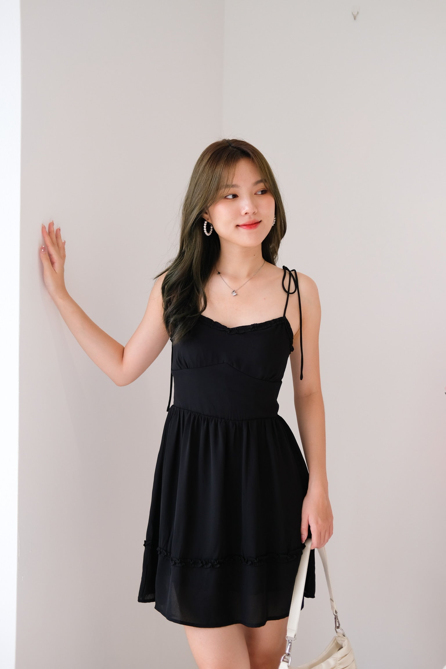 Vezel Flare Dress (Black)