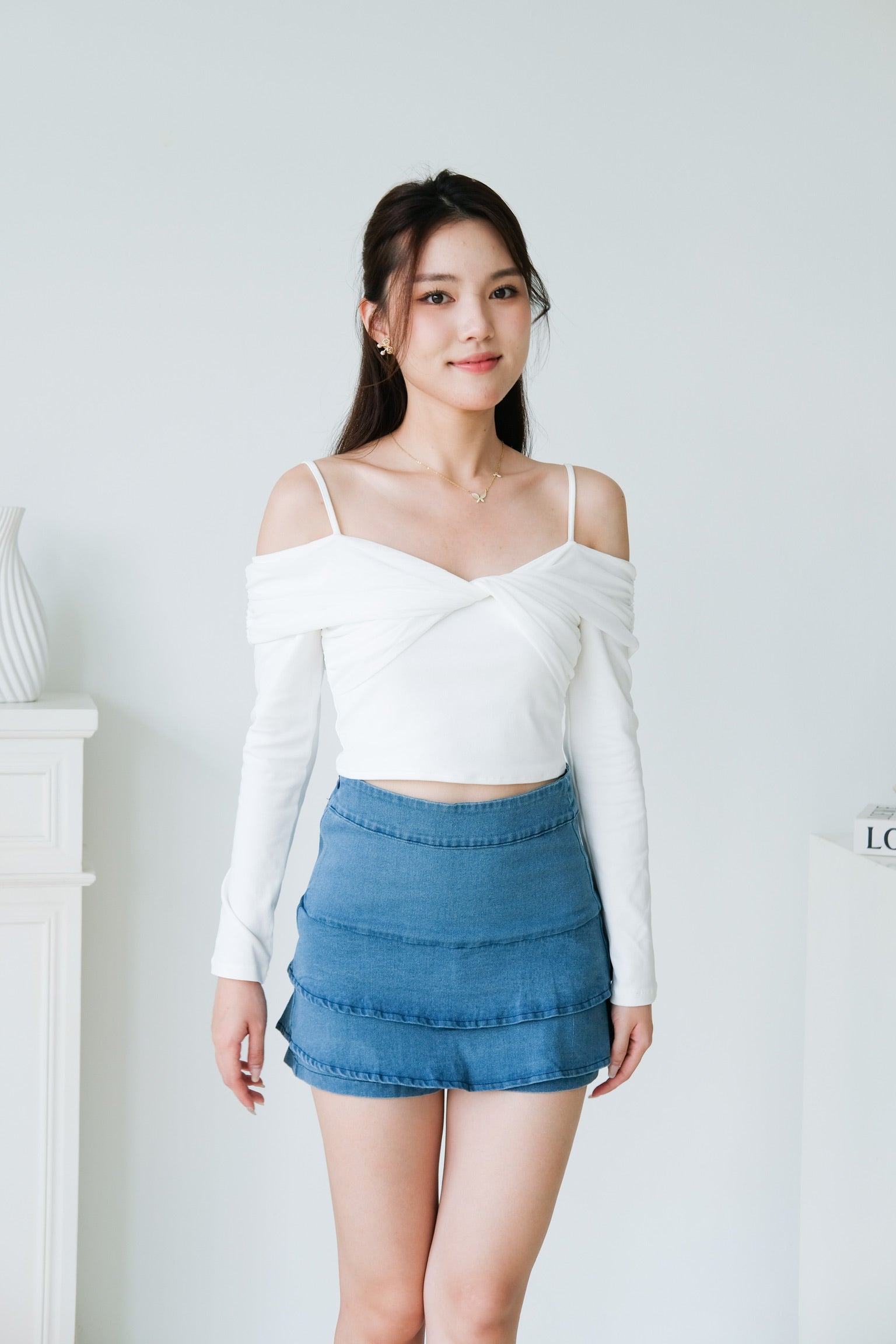 Elora Twist Long Sleeves Top (White)