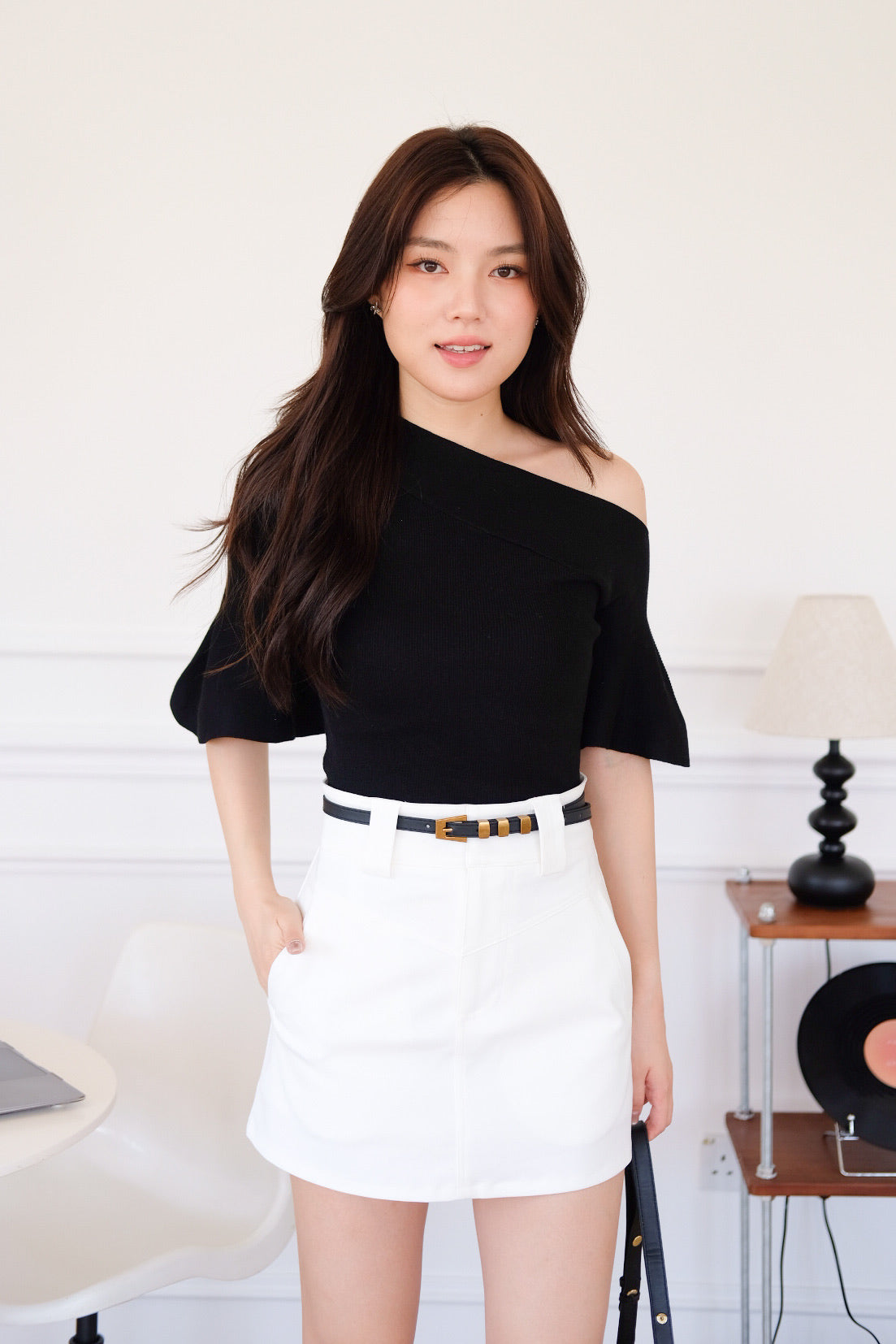 Maya Belt Pocket Skirt (White)