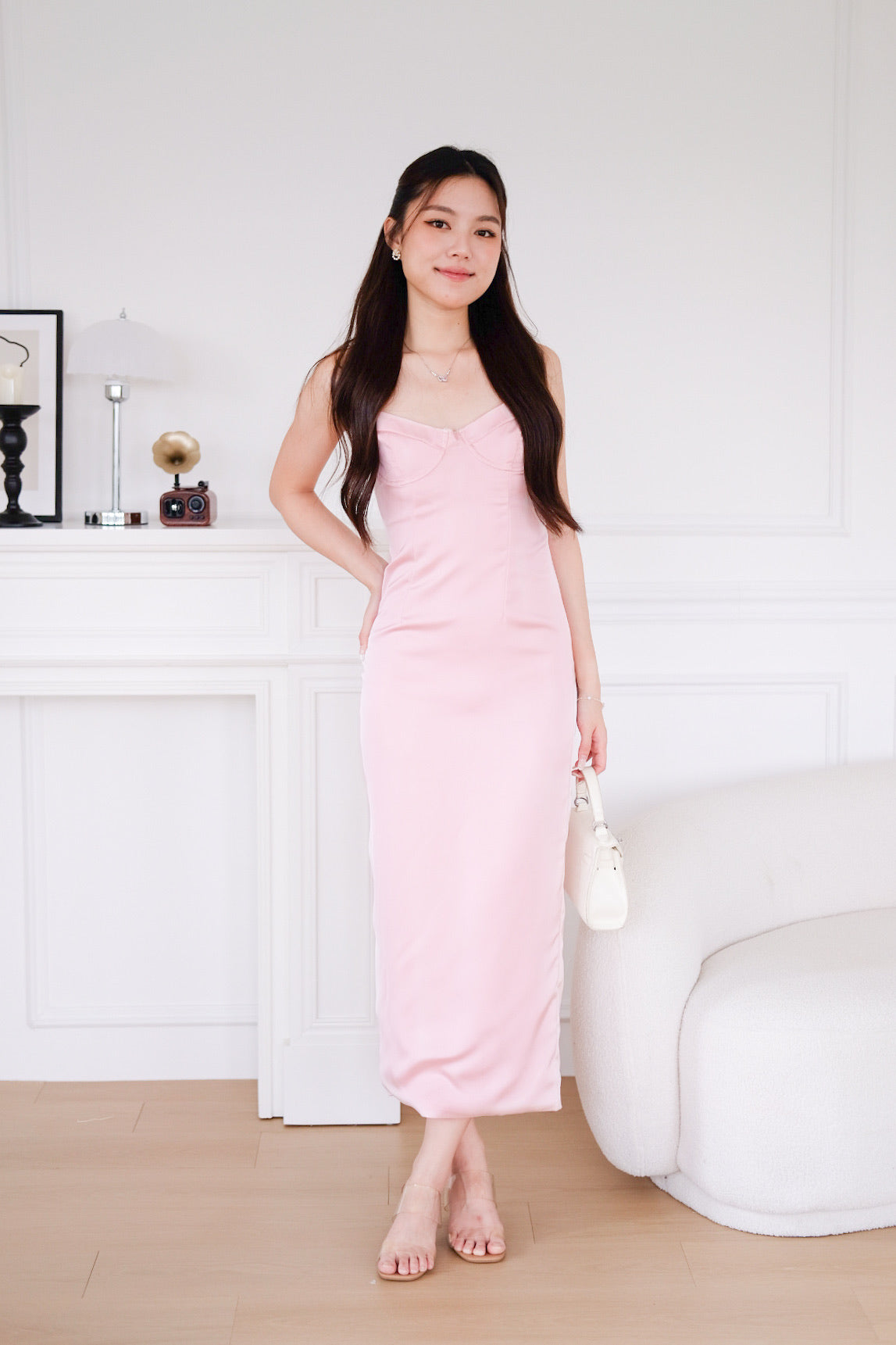 Elizabeth Sweetheart Satin Maxi Dress (Matte Pink)