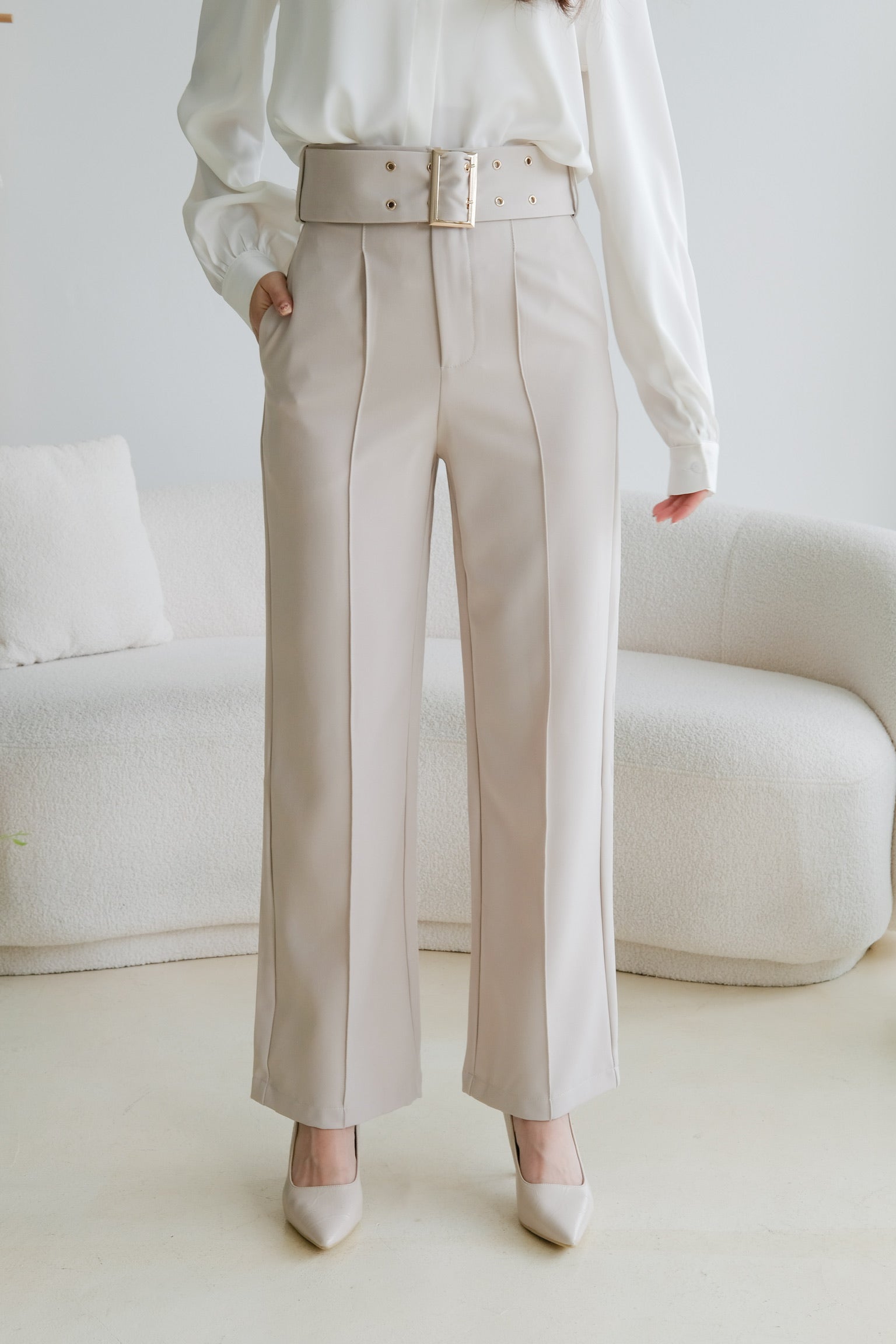 Mabel Belted Culottes Pants (Beige)