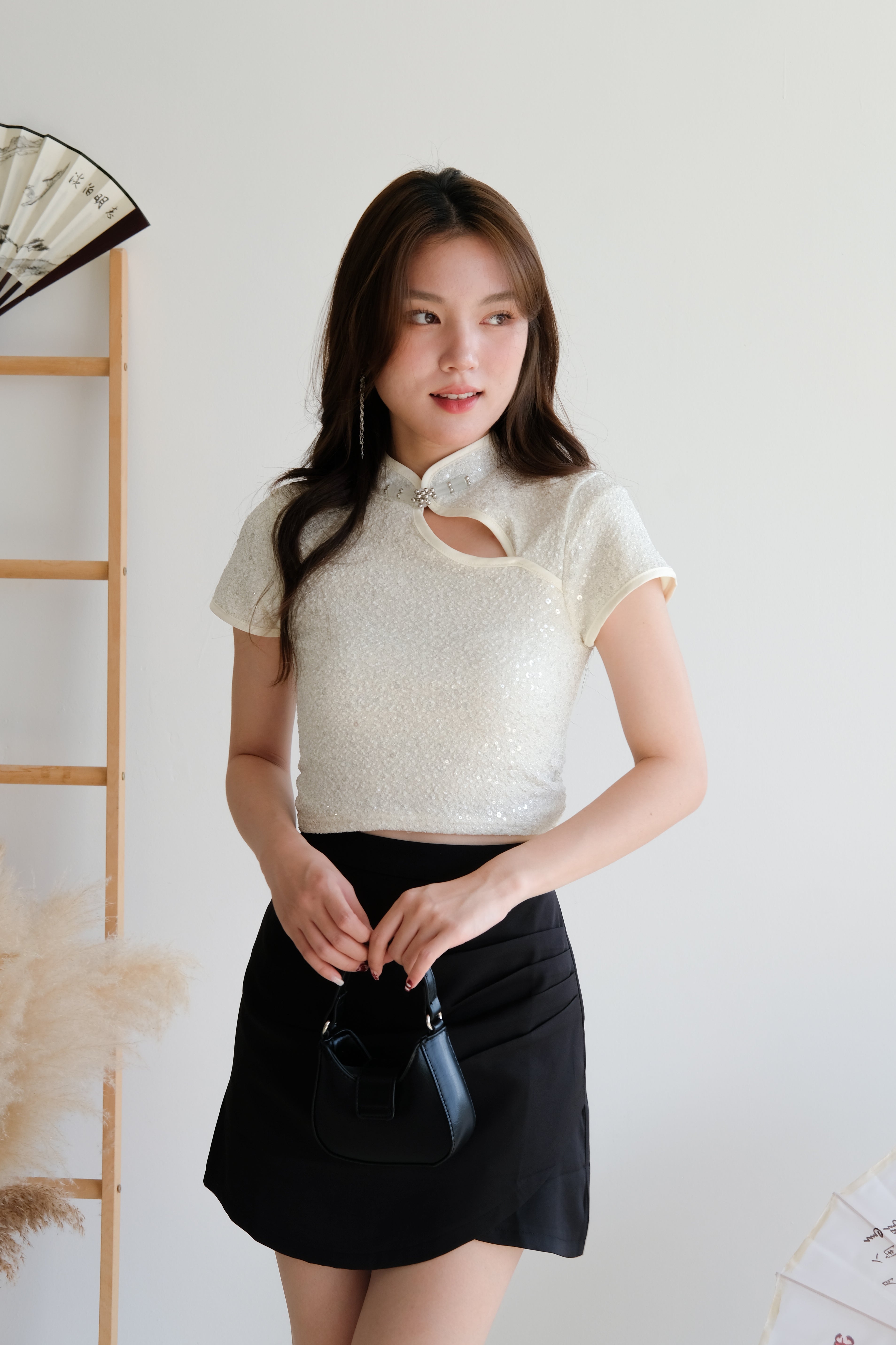 Glimmery Elastic Sequin Top (Cream)