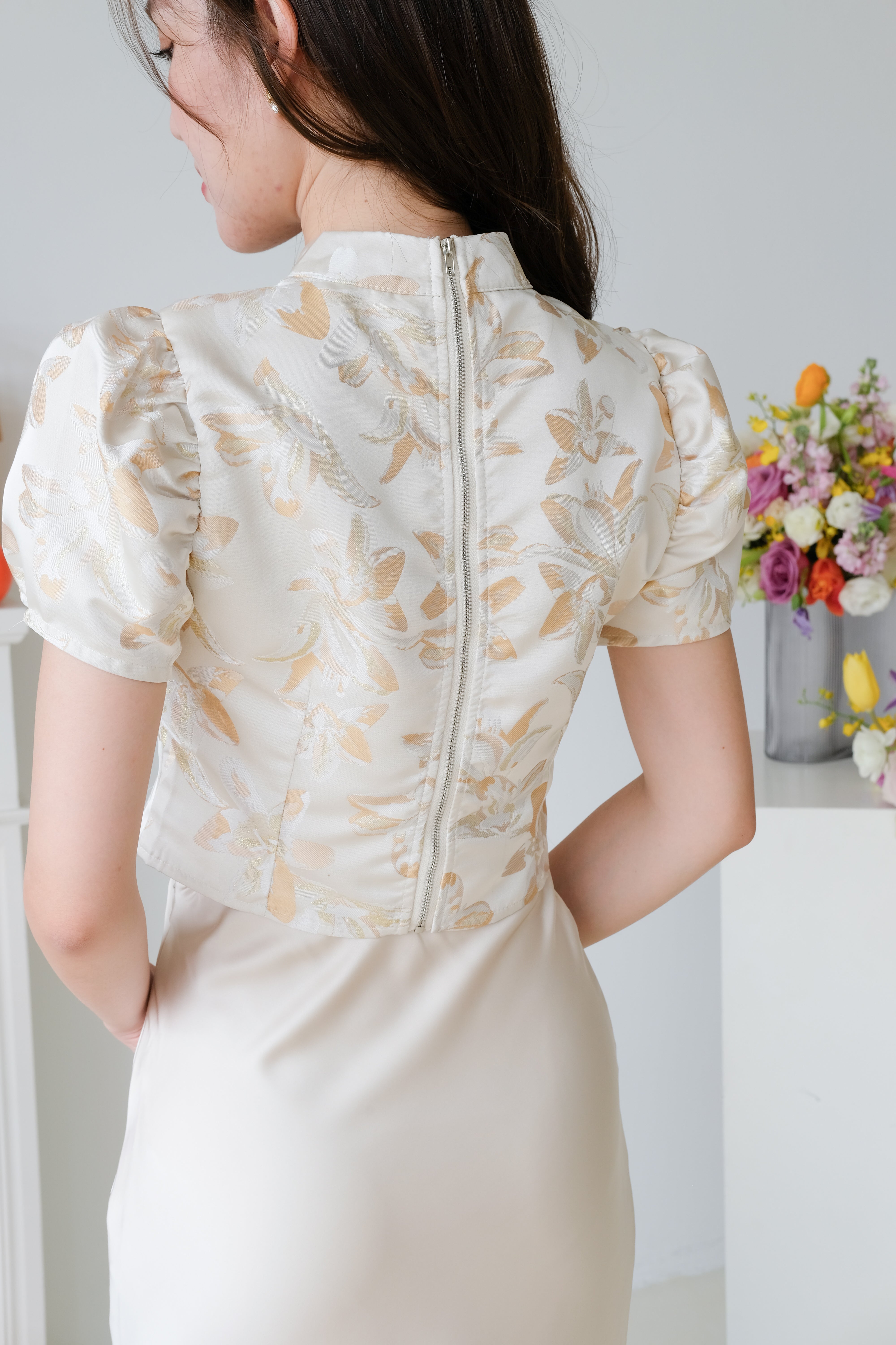 Yan Sleeve Cheongsam Top (Cream)