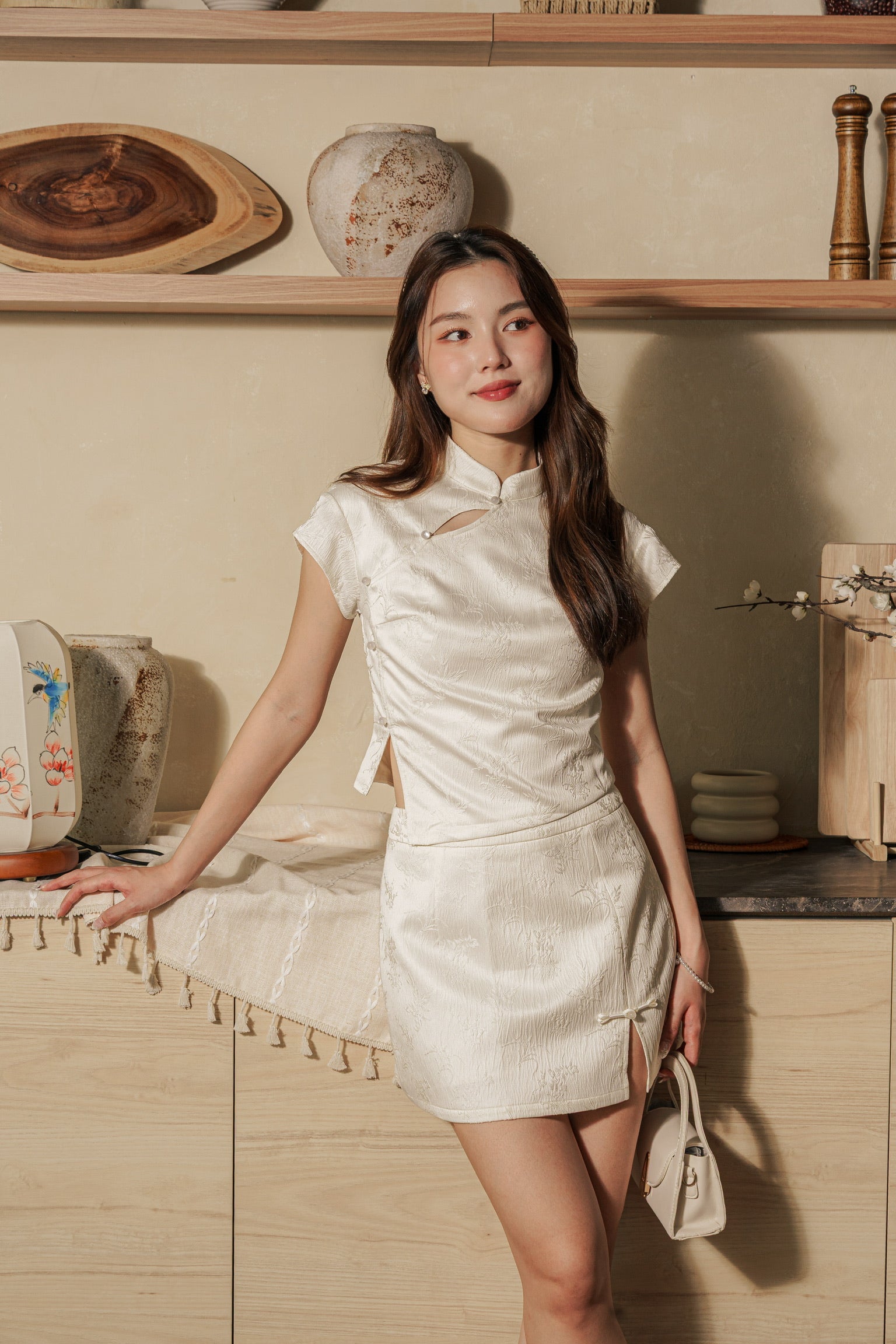 [ETA 26-31 Jan] 墨雨云间 Moonmist Mini Slit Skirt (Cream)